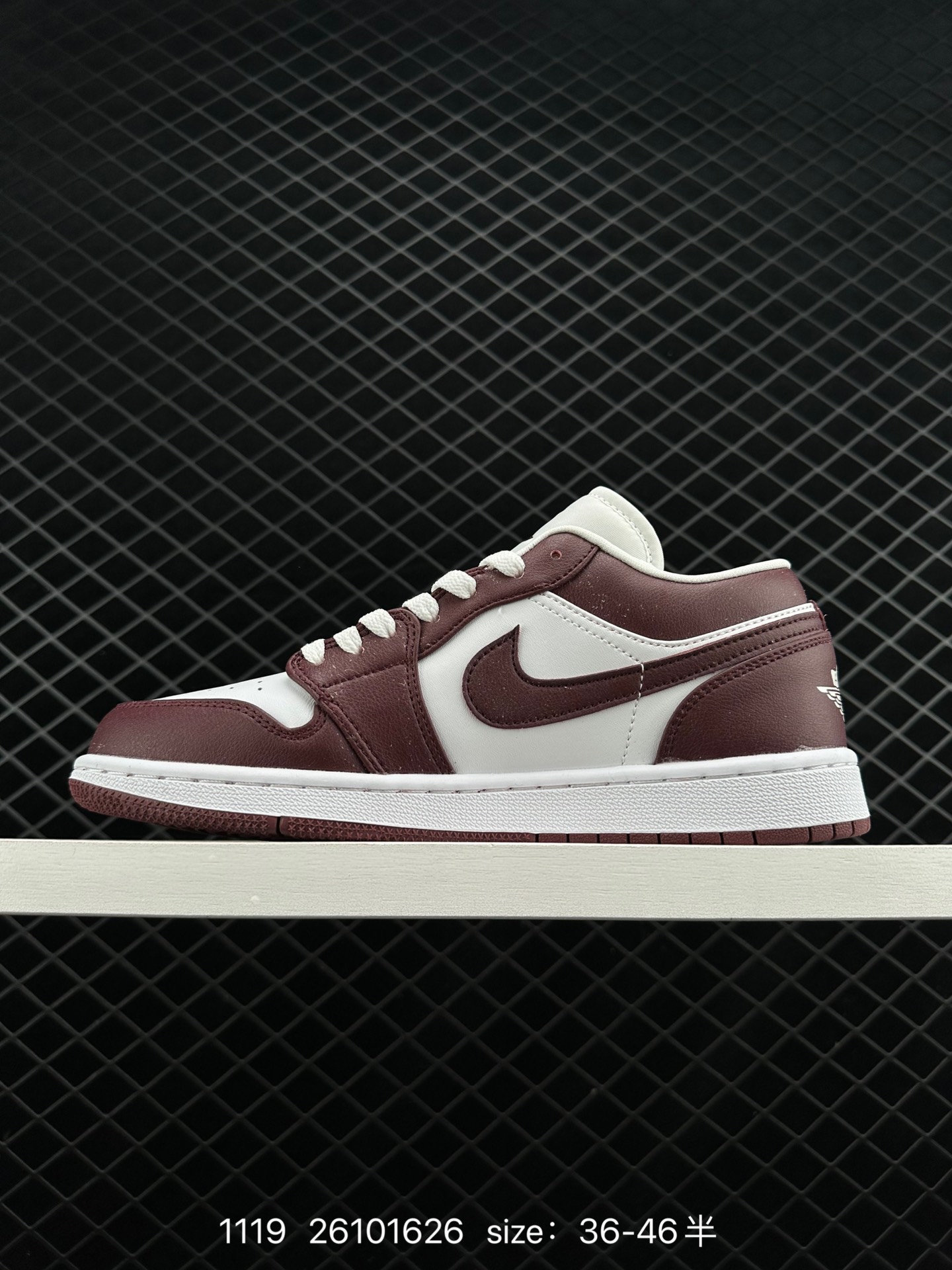 NIKE AIR JORDAN 1 MID AJ1